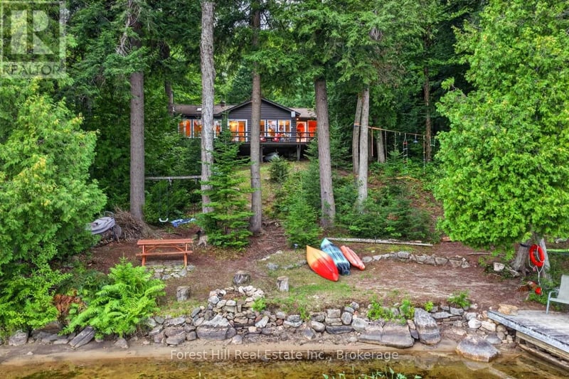 1052 Skin Lake Drive, Algonquin Highlands (McClintock), Ontario, P0A1E0, Algonquin Highlands (McClintock), Ontario — photo 1 of 5