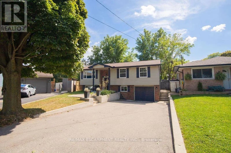 57 Valery Court, Hamilton (Gilbert), Ontario, L9C2W2, Hamilton (Gilbert), Ontario — photo 1 of 5