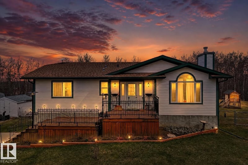 #8 54514 RR12, Rural Lac Ste. Anne County, Alberta, T0E1V2, Rural Lac Ste. Anne County, Alberta — photo 1 of 5