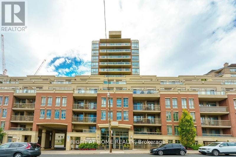 #327 900 Mount Pleasant Road, Toronto (Mount Pleasant West), Ontario, M4P3J9, Toronto (Mount Pleasant West), Ontario — photo 1 of 5