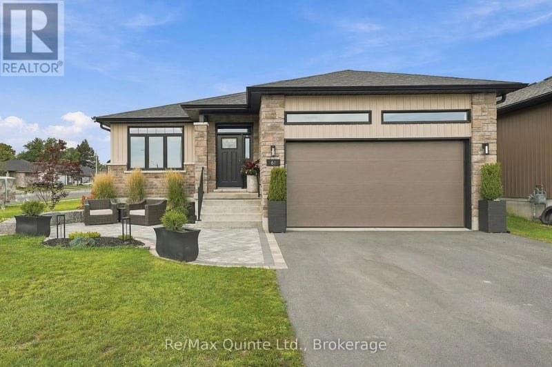 61 Hastings Park Drive, Belleville (Belleville Ward), Ontario, K8P0H7, Belleville (Belleville Ward), Ontario — photo 1 of 5