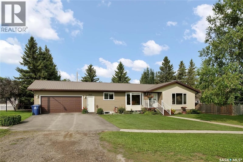 2009 Railway AVENUE, Laird, Saskatchewan, S0K2H0, Laird, Saskatchewan — photo 1 of 5
