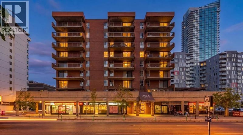 1240 12 Avenue Southwest, Calgary, Alberta, T3C0P3, Calgary, Alberta — photo 1 of 5