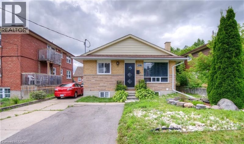 #B 206 LORNE Avenue, Kitchener, Ontario, N2M3Y7, Kitchener, Ontario — photo 1 of 5