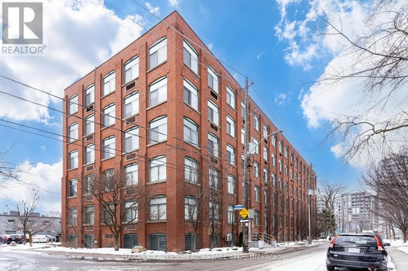#304 24 Noble Street, Toronto (Roncesvalles), Ontario, M6K2C8, Toronto (Roncesvalles), Ontario — photo 1 of 5