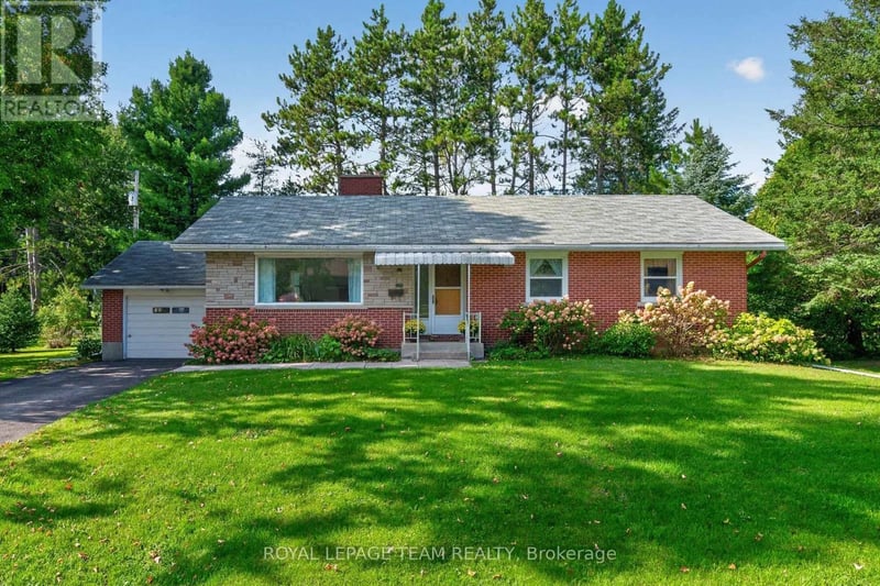 234 Naismith Drive, Mississippi Mills, Ontario, K0A1A0, Mississippi Mills, Ontario — photo 1 of 5