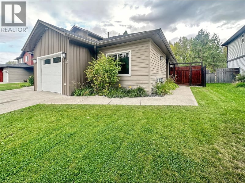 486 SIMILKAMEEN Avenue, Princeton, British Columbia, V0X1W0, Princeton, British Columbia — photo 1 of 5