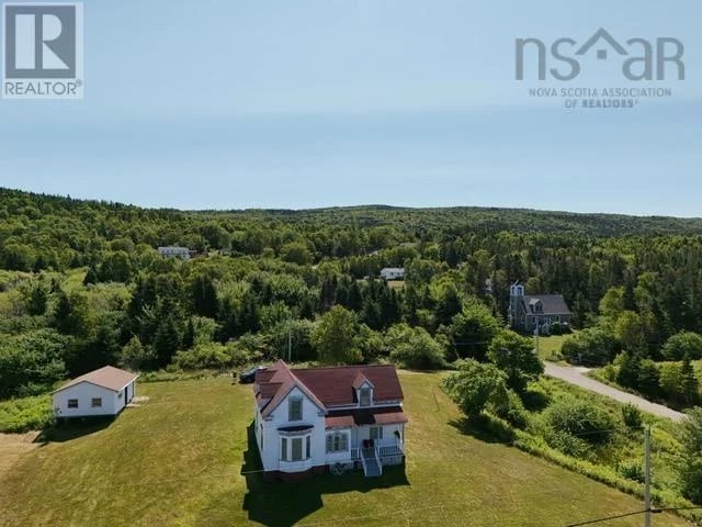 11 Kellys Lane, Englishtown, Nova Scotia, B0E1B0, Englishtown, Nova Scotia — photo 1 of 5