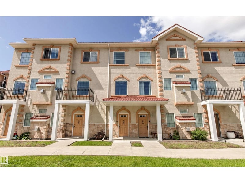 #39 13825 155 AV NW, Edmonton, Alberta, T6V0B8, Edmonton, Alberta — photo 1 of 5