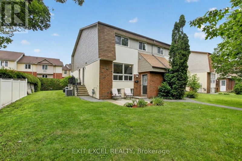 34A Forester Crescent, Ottawa, Ontario, K2H8Y2, Ottawa, Ontario — photo 1 of 5