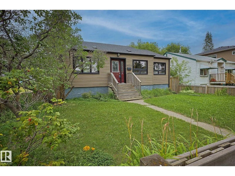 11739 129 ST NW, Edmonton, Alberta, T5M0Y8, Edmonton, Alberta — photo 1 of 5