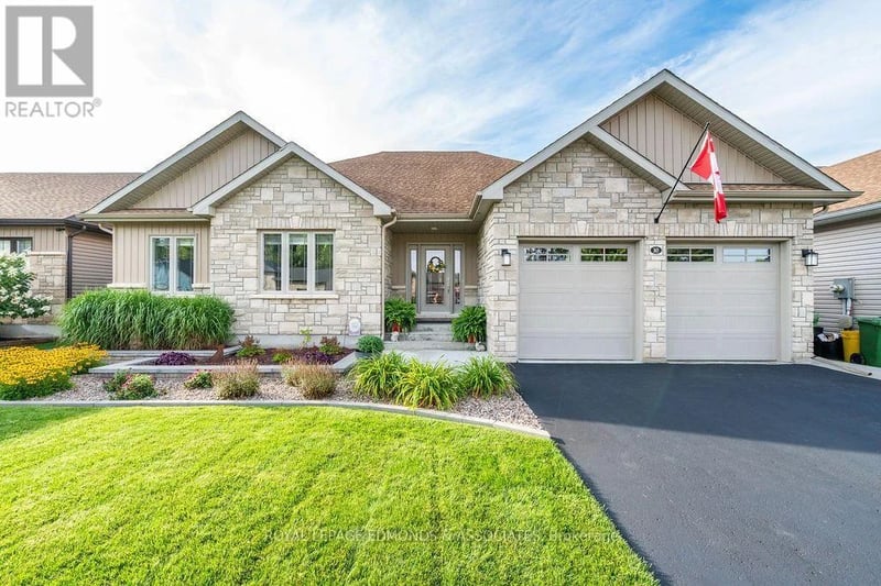10 Noble Crescent, Petawawa, Ontario, K8H0G1, Petawawa, Ontario — photo 1 of 5