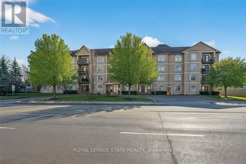 #308 908 Mohawk Road East, Hamilton (Lisgar), Ontario, L8T2R8, Hamilton (Lisgar), Ontario — photo 1 of 5