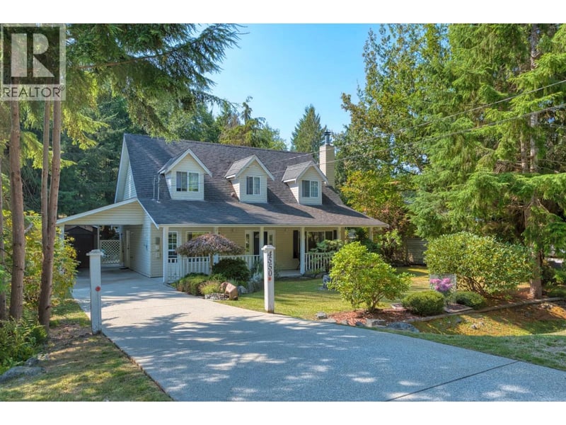 4550 MERRILL Road, Madeira Park, British Columbia, V0N2H1, Madeira Park, British Columbia — photo 1 of 5