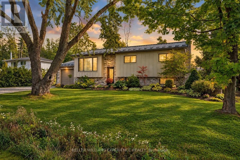 11 Barbara Avenue, Oro-Medonte, Ontario, L0L2E0, Oro-Medonte, Ontario — photo 1 of 5