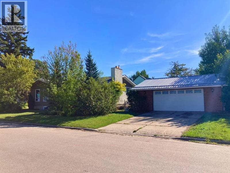 4617 48 Street, Olds, Alberta, T4H1E2, Olds, Alberta — photo 1 of 5