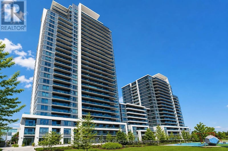 #1810 7165 Yonge Street, Markham (Grandview), Ontario, L3T0C9, Markham (Grandview), Ontario — photo 1 of 5