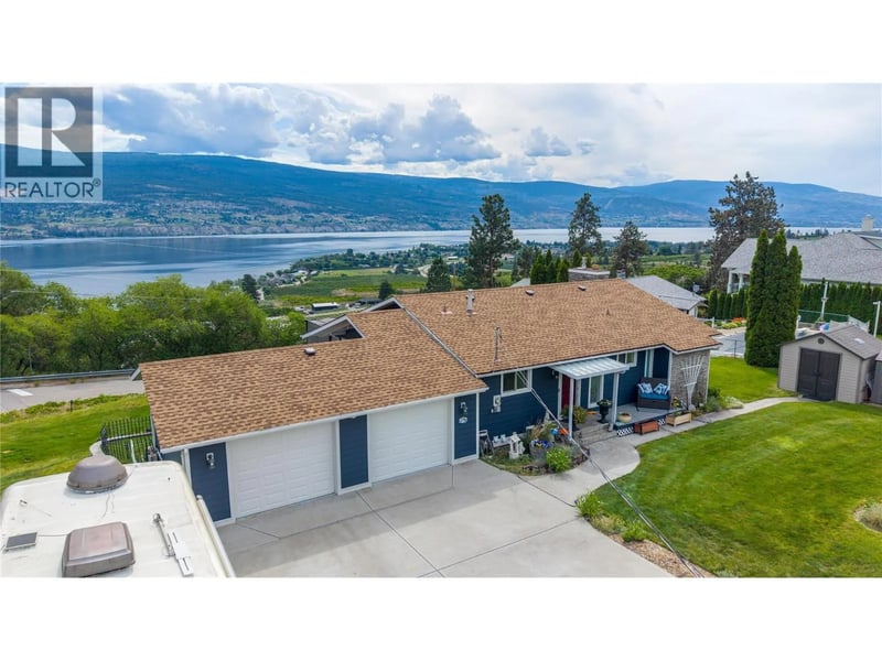 5319 White Street, Summerland, British Columbia, V0H1Z7, Summerland, British Columbia — photo 1 of 5