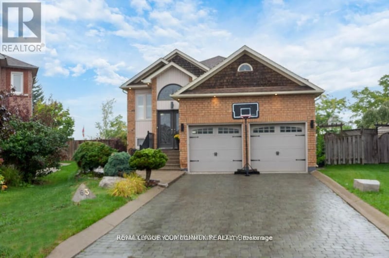 63 Rolling Hills Lane, Caledon (Bolton West), Ontario, L7E1T8, Caledon (Bolton West), Ontario — photo 1 of 5
