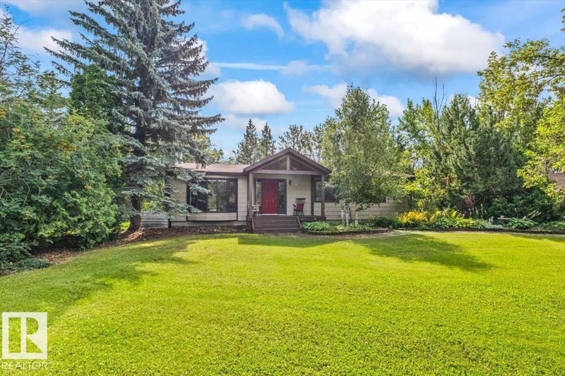 56419 RGE ROAD 274, Rural Sturgeon County, Alberta, T8R1Y7, Rural Sturgeon County, Alberta — photo 1 of 5