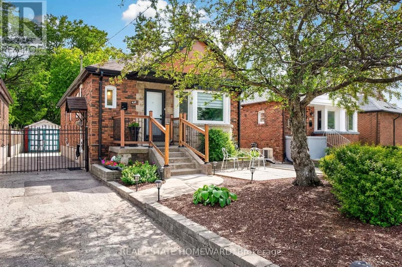 413 O'Connor Drive, Toronto (East York), Ontario, M4J2W4, Toronto (East York), Ontario — photo 1 of 5