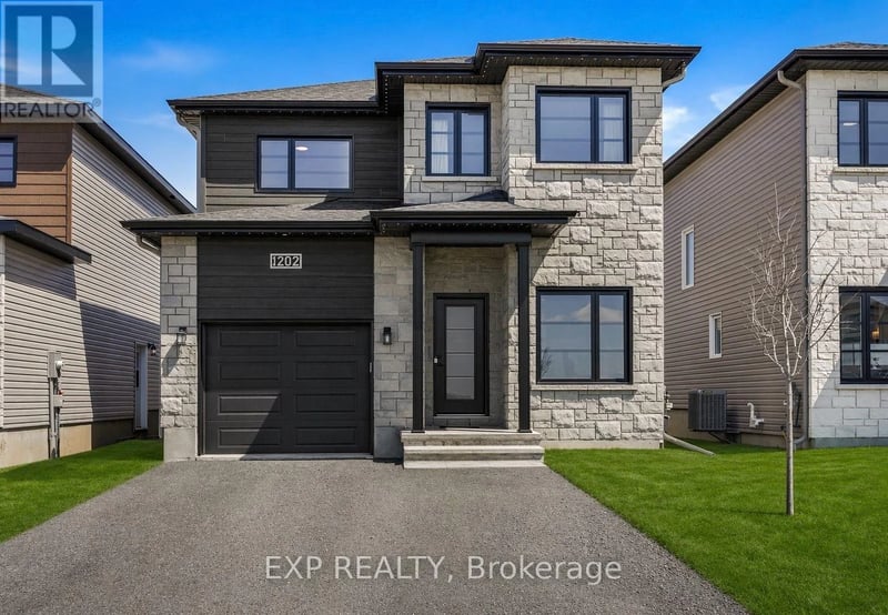 1202 Montblanc Crescent, Russell, Ontario, K0A1W0, Russell, Ontario — photo 1 of 5