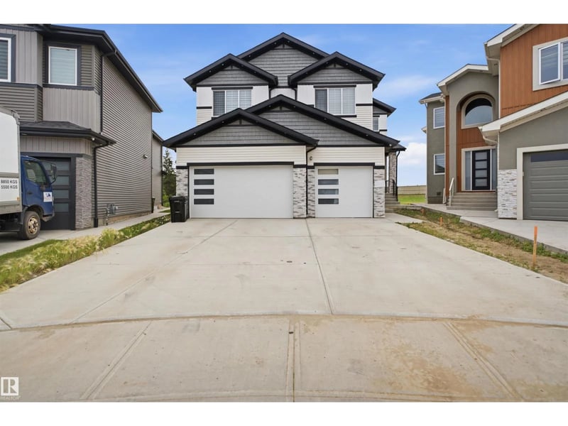 304 33 AV NW, Edmonton, Alberta, T6T2V8, Edmonton, Alberta — photo 1 of 5