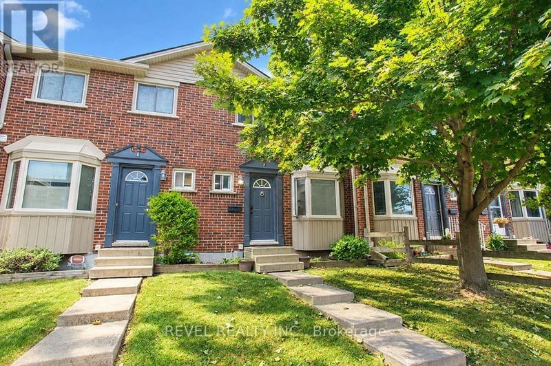 #F 151 Brantwood Park Road, Brantford, Ontario, N3P1X9, Brantford, Ontario — photo 1 of 5