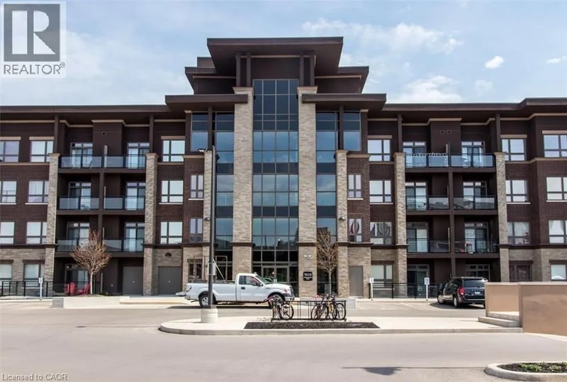 #215 5020 CORPORATE Drive, Burlington, Ontario, L7L0H7, Burlington, Ontario — photo 1 of 5