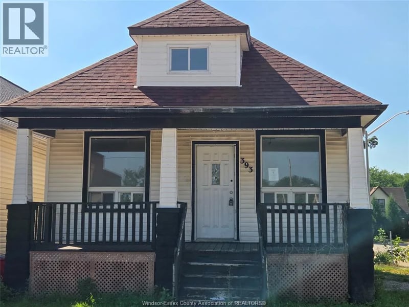 393 Newbury Street, Windsor, Ontario, N9A6A1, Windsor, Ontario — photo 1 of 5