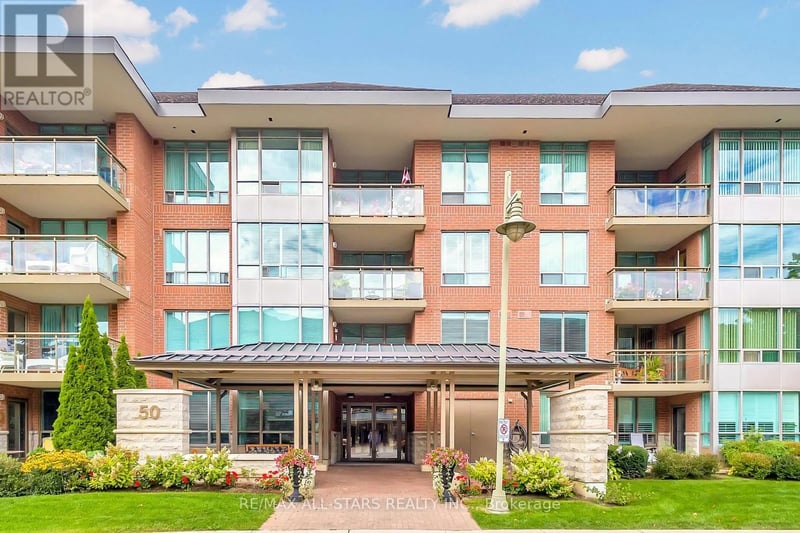 #211 50 The Boardwalk Way, Markham (Greensborough), Ontario, L6E1B6, Markham (Greensborough), Ontario — photo 1 of 5