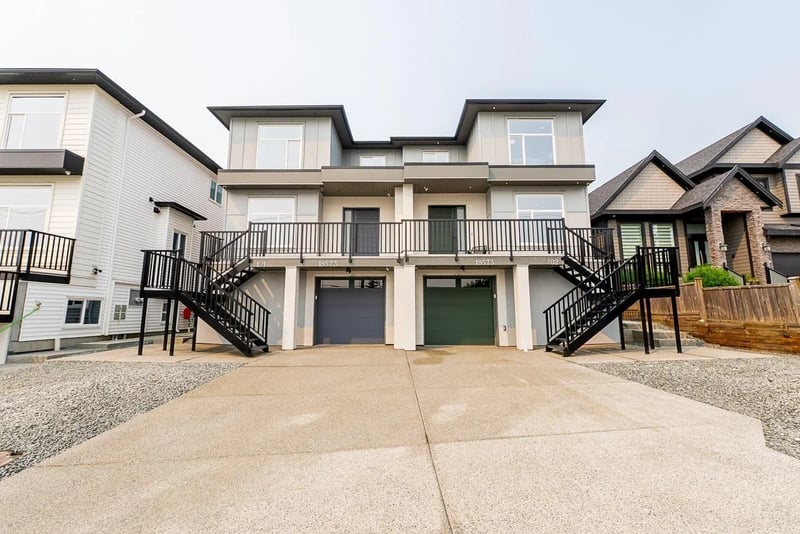 #102 18573 56 Avenue, Surrey, British Columbia, V3S8J3, Surrey, British Columbia — photo 1 of 5