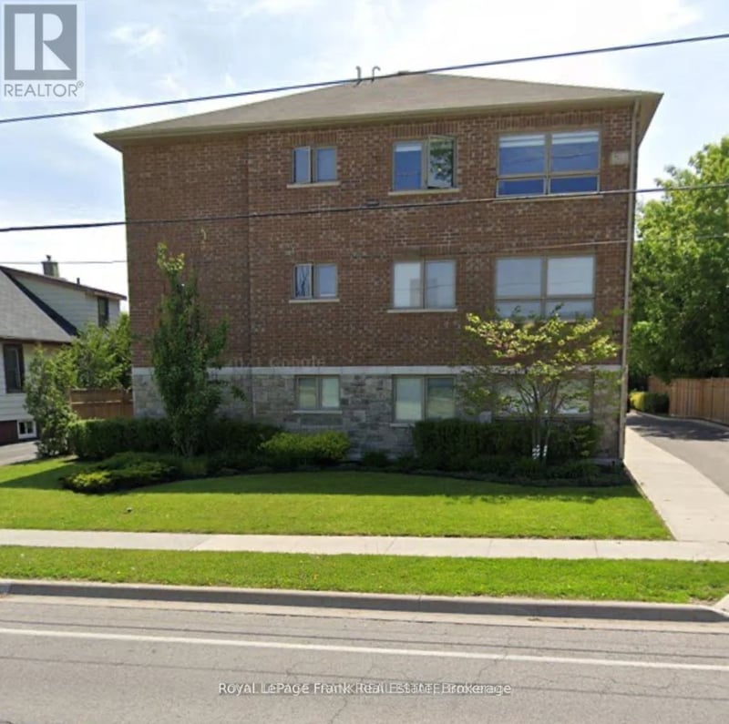 #3 1418 Simcoe Street South, Oshawa (Lakeview), Ontario, L1H4M4, Oshawa (Lakeview), Ontario — photo 1 of 5