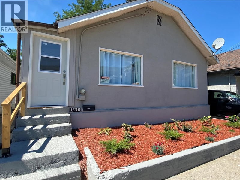 1338 Columbia Avenue, Trail, British Columbia, V1R1J6, Trail, British Columbia — photo 1 of 5