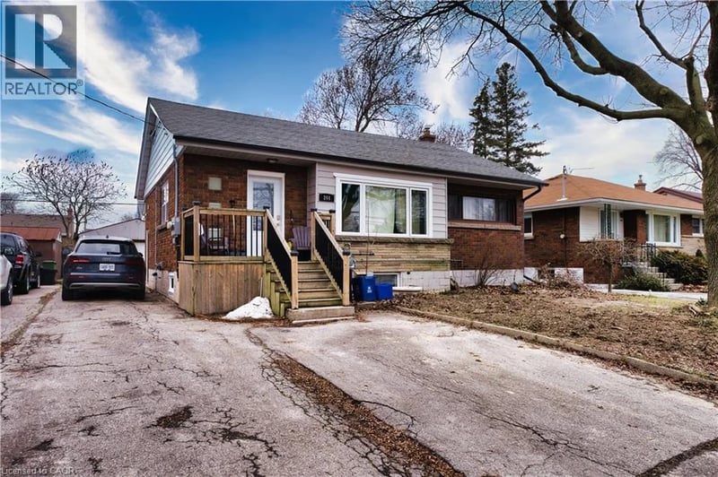 #Lower 244 UPPER PARADISE Road, Hamilton, Ontario, L9C5C2, Hamilton, Ontario — photo 1 of 5
