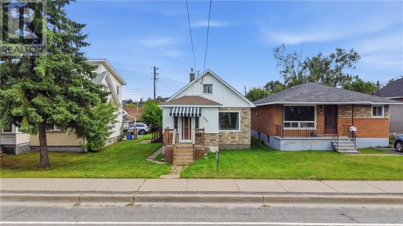 689 Ontario Street, Sudbury, Ontario, P3E4K8, Sudbury, Ontario — photo 1 of 5