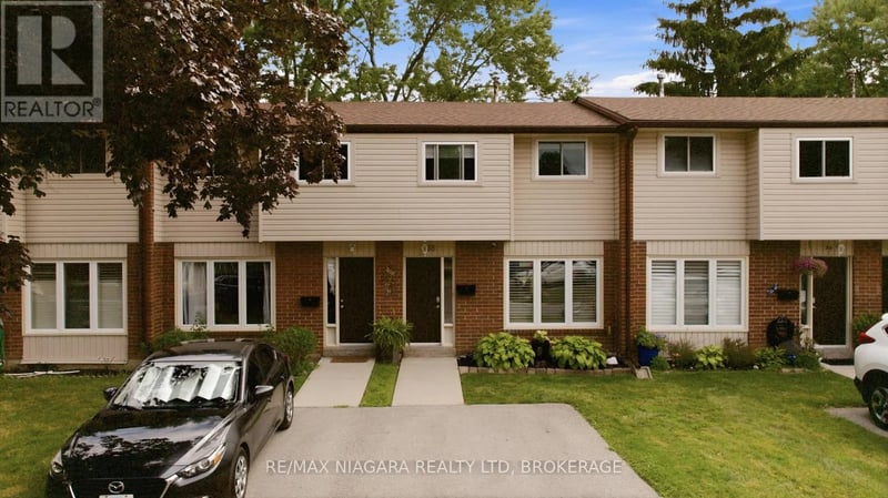 #35 2 WEIDEN Street, St. Catharines (Bunting/Linwell), Ontario, L2M6W5, St. Catharines (Bunting/Linwell), Ontario — photo 1 of 5