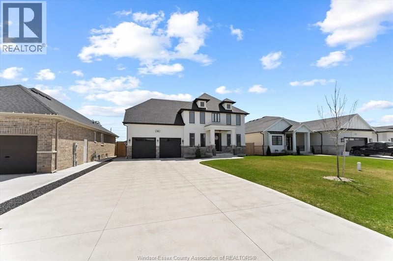 14 DUNDEE Drive, Chatham, Ontario, N7M0S7, Chatham, Ontario — photo 1 of 5