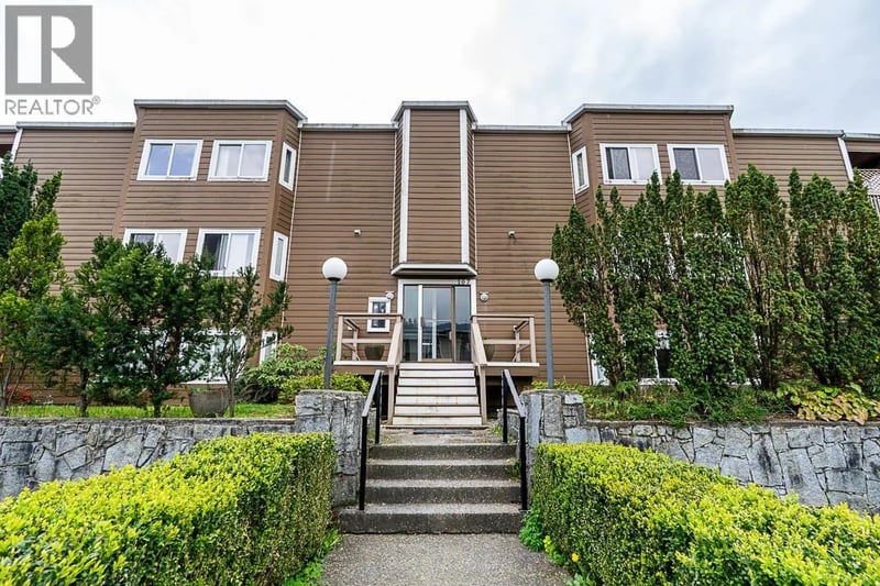 #203 107 27TH Street, North Vancouver, British Columbia, V7N4G5, North Vancouver, British Columbia — photo 1 of 5