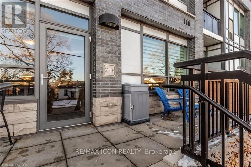 #102 63 Arthur Street South, Guelph (St. Patrick's Ward), Ontario, N1E0A8, Guelph (St. Patrick's Ward), Ontario — photo 1 of 5