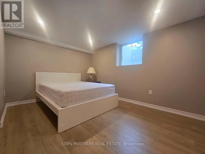 #Bsmt 244 Burbank Drive, Toronto (Bayview Village), Ontario, M2K1P8, Toronto (Bayview Village), Ontario — photo 1 of 5