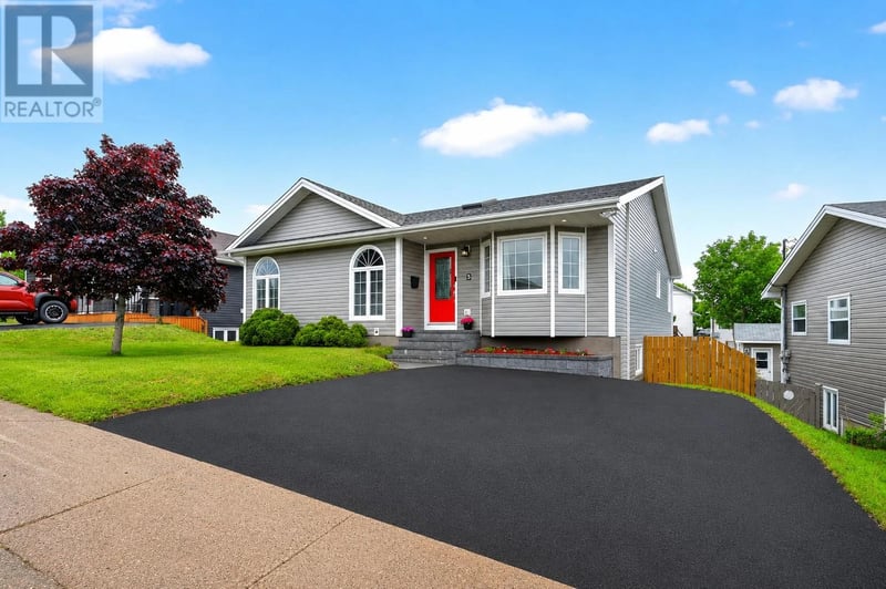 3 Harrington Drive, St. John's, Newfoundland & Labrador, A1E5X9, St. John's, Newfoundland & Labrador — photo 1 of 5