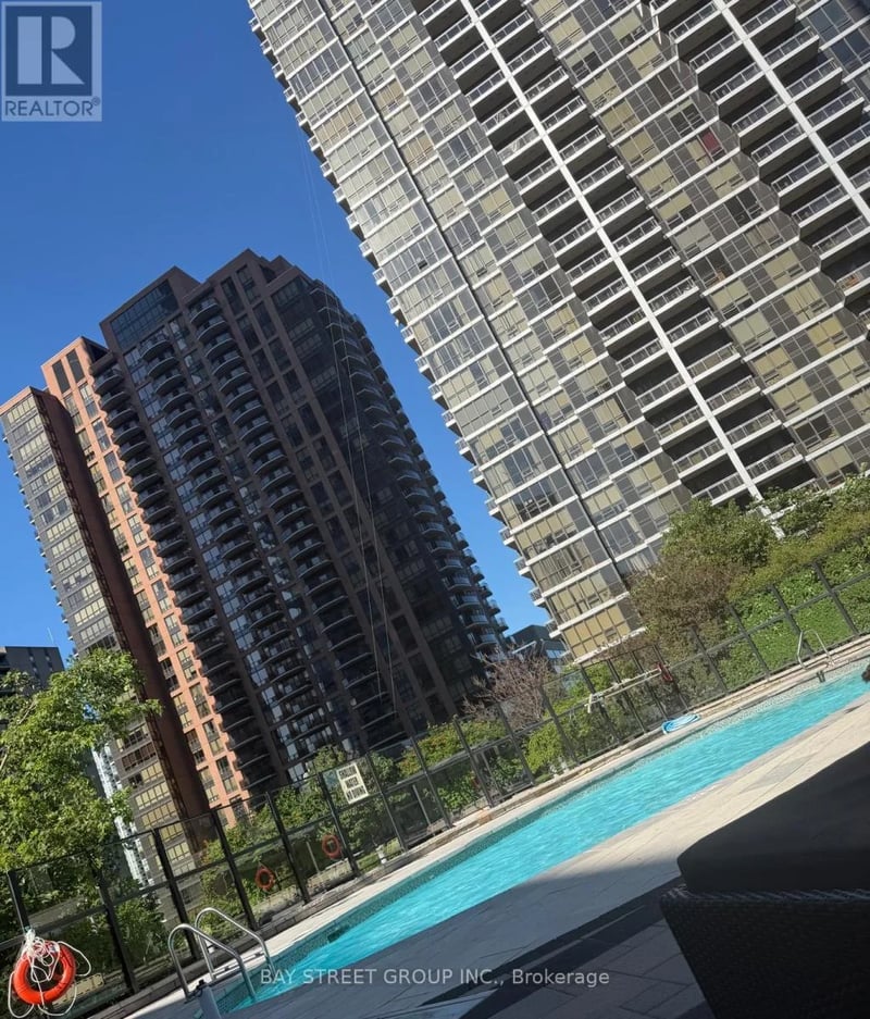 #811 2 Anndale Drive, Toronto (Willowdale East), Ontario, M2N0G5, Toronto (Willowdale East), Ontario — photo 1 of 5
