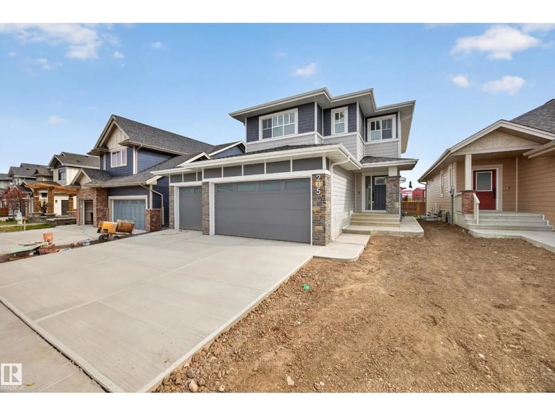 205 HAMPSHIRE, Sherwood Park, Alberta, T8B0C7, Sherwood Park, Alberta — photo 1 of 5