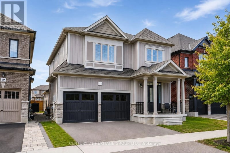 23 Crombie Street, Clarington (Bowmanville), Ontario, L1C4A1, Clarington (Bowmanville), Ontario — photo 1 of 5