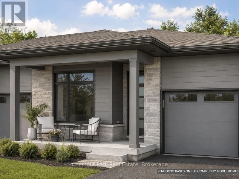 10 Pine Needle Way, Huntsville (Chaffey), Ontario, P1H1M3, Huntsville (Chaffey), Ontario — photo 1 of 5