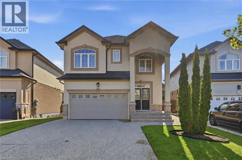 41 AQUASANTA Crescent, Hamilton, Ontario, L9B0H8, Hamilton, Ontario — photo 1 of 5