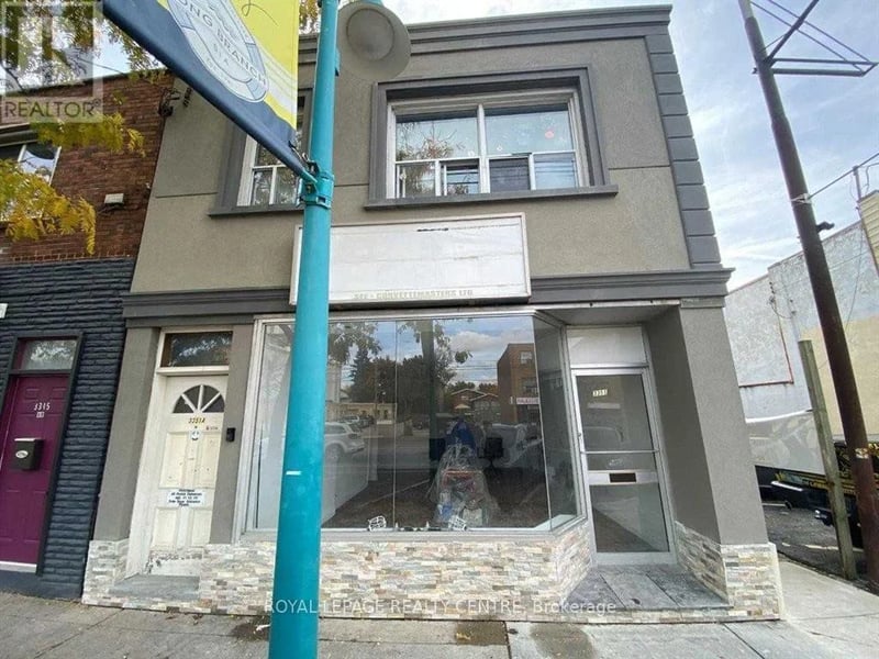 #1 3351 Lakeshore Boulevard, Toronto (Long Branch), Ontario, M8N1N1, Toronto (Long Branch), Ontario — photo 1 of 5