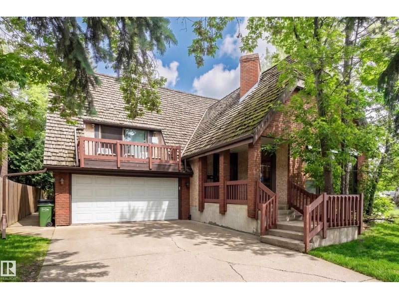 14514 101 AV NW, Edmonton, Alberta, T5N3Z2, Edmonton, Alberta — photo 1 of 5