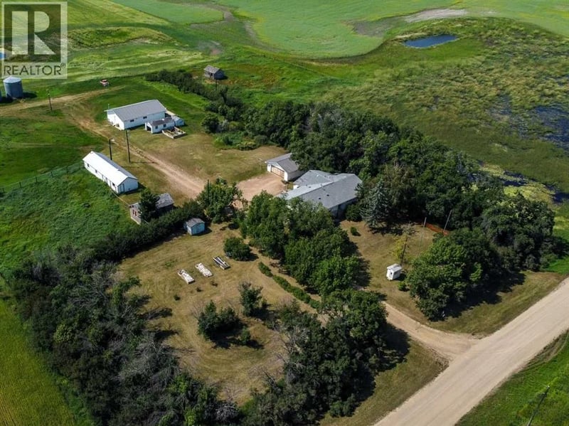 283036 Range Road 202, Rural Kneehill County, Alberta, T0J0Y0, Rural Kneehill County, Alberta — photo 1 of 5